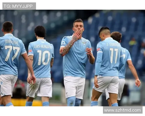 美国足球比赛的精彩瞬间与战术分析揭示球队背后的故事与激情 美国足球比赛的精彩瞬间与战术分析揭示球队背后的故事与激情